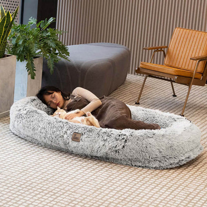 Extra-Large Oval Faux Fur Dog Bed with Throw Blanket, Grey or Brown