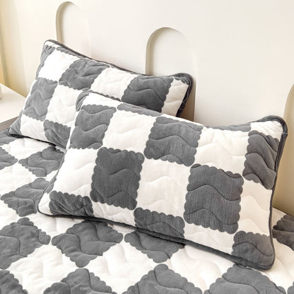 Checkered Milk Velvet Fitted Mattress Cover with Elastic Band