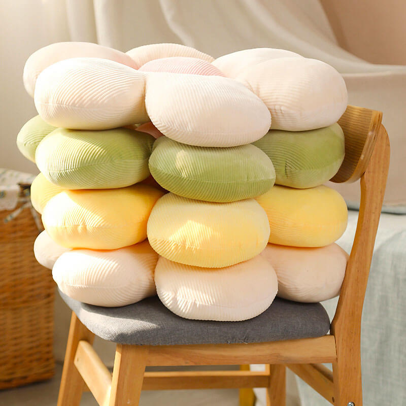 Flower Shaped Fleece Pet Cushion with Raised Edges